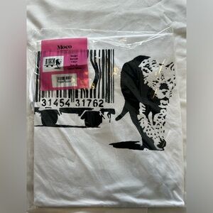 Bansky men lion code moco museum amsterdam tee shirt. Rare brand new